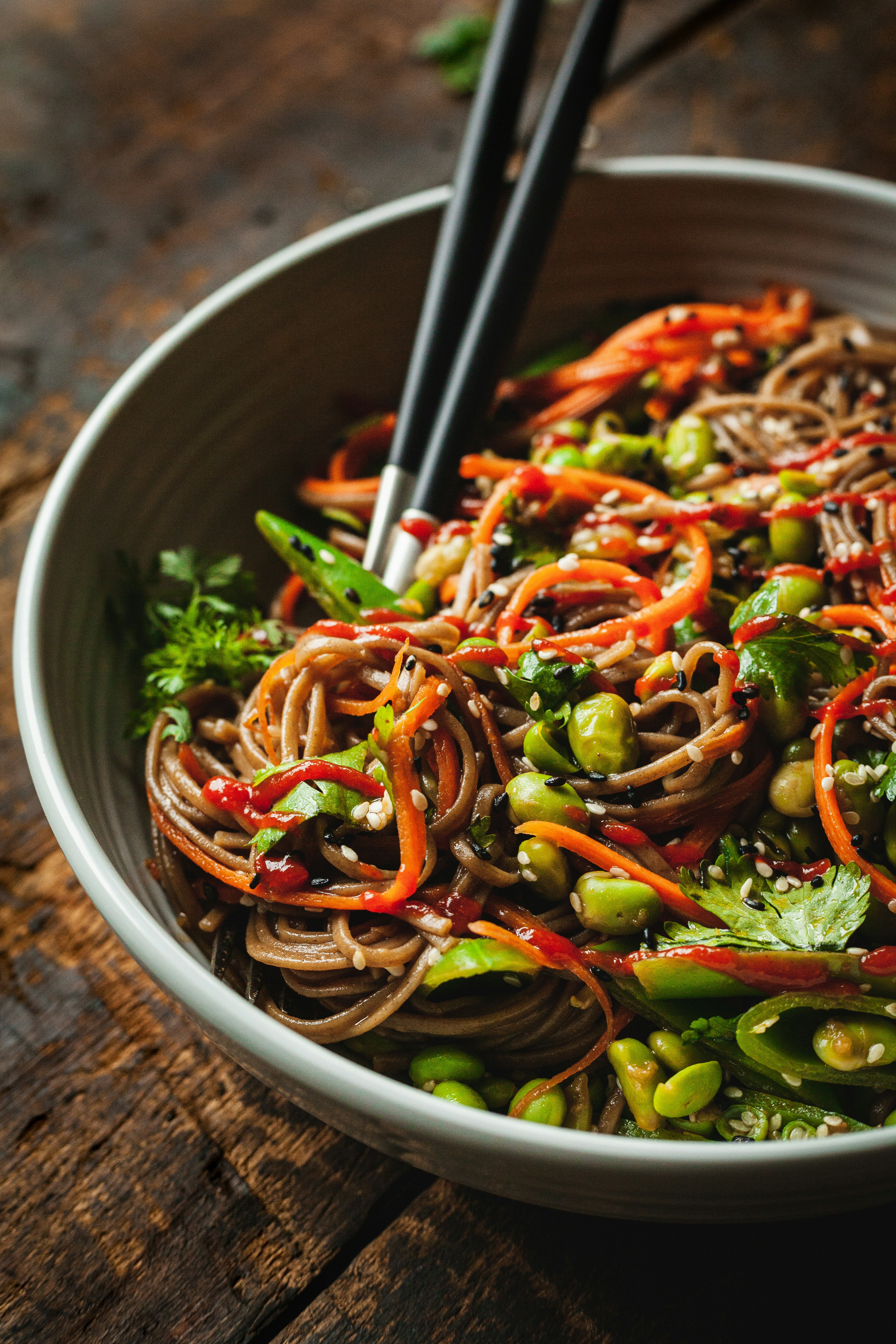 Noodles με λαχανικά: Η 5λεπτη συνταγή που θα λατρέψεις