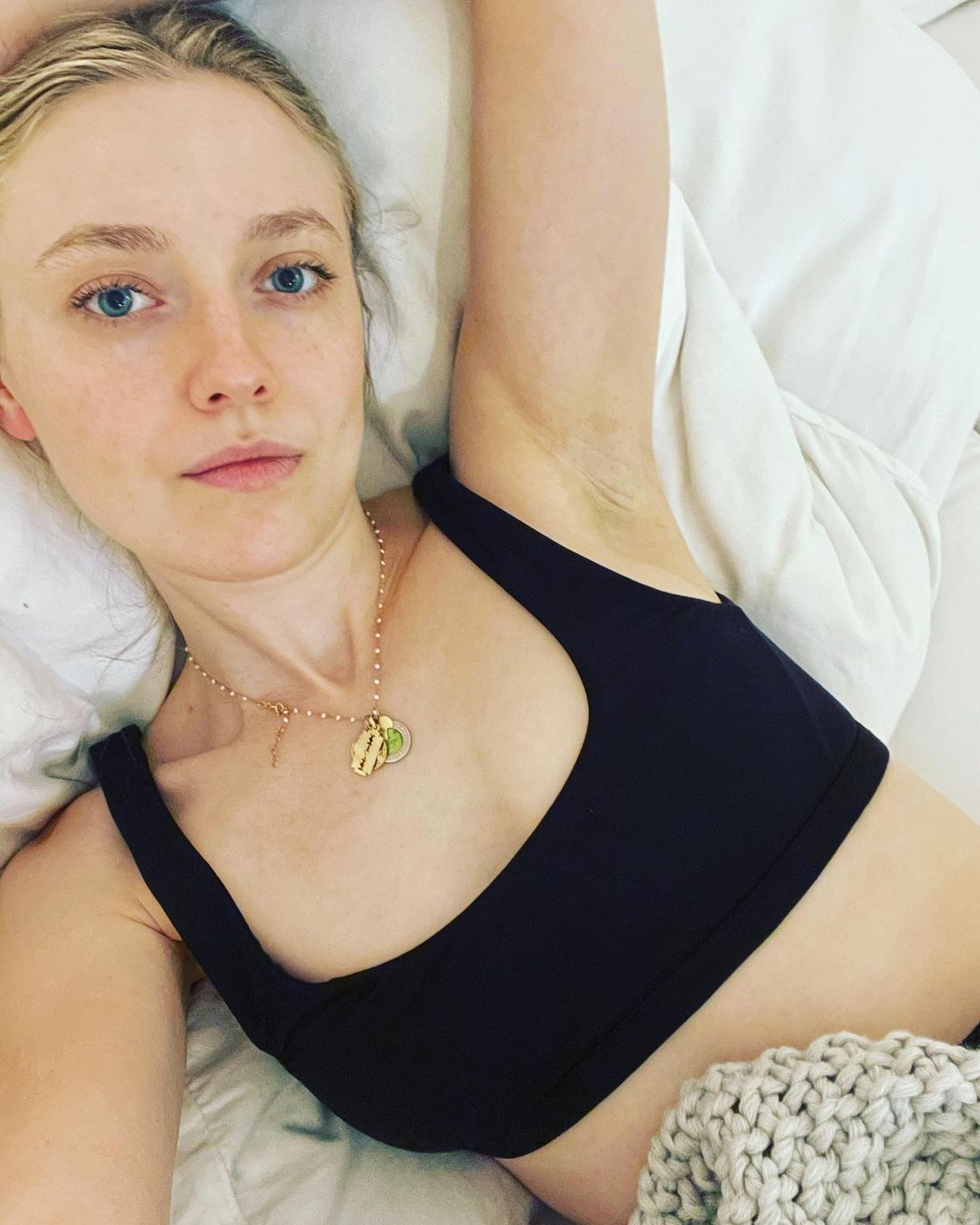 Dakota Fanning: Αποκάλυψε την πιο περίεργη ερώτηση που της έκαναν σε συνέντευξη όταν ήταν ακόμα παιδί